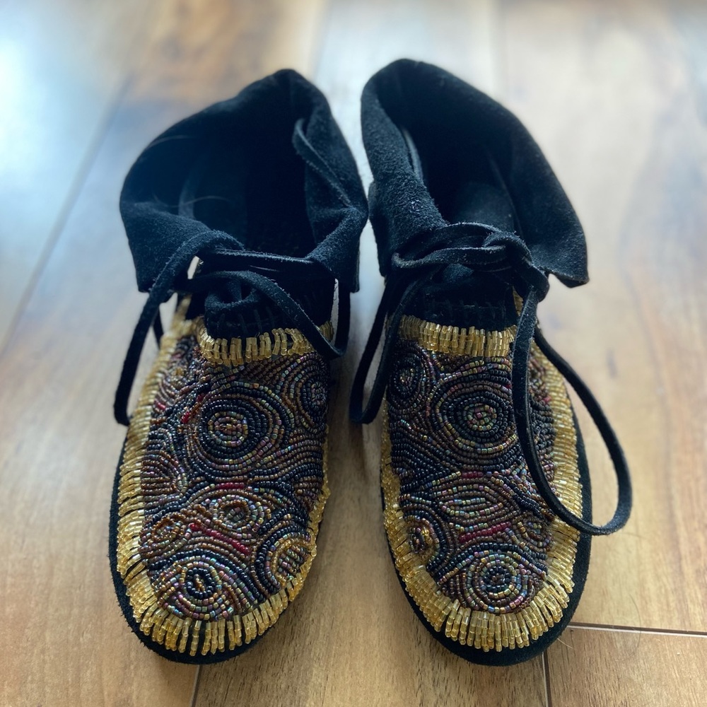 House of Harlow 1960 Mallory Date Moccasin Boot